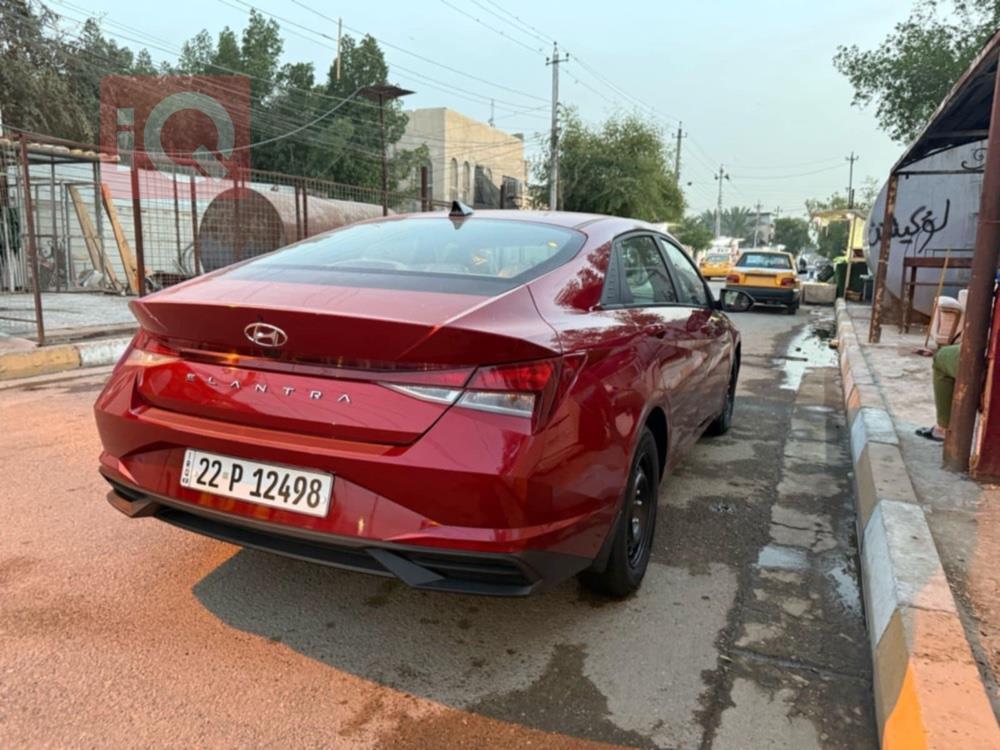 هیوندای ئەلەنترا